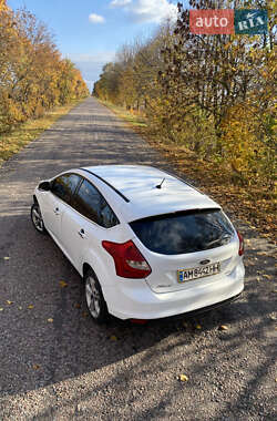 Хетчбек Ford Focus 2013 в 
