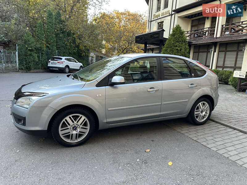 Хетчбек Ford Focus 2005 в Чернівцях фото 14 Хетчбек Ford Focus 2005 в Чернівцях