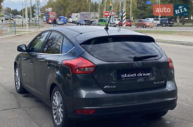 Хэтчбек Ford Focus 2017 в 