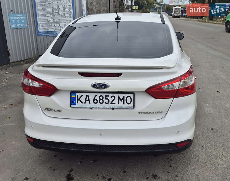 Седан Ford Focus 2014 в Києві
