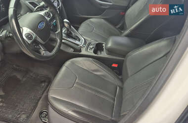 Седан Ford Focus 2014 в  фото 7 Седан Ford Focus 2014 в