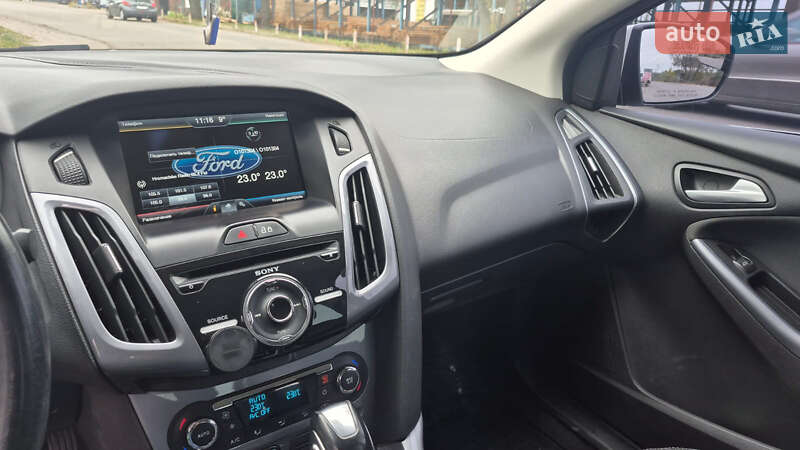 Седан Ford Focus 2014 в Києві
