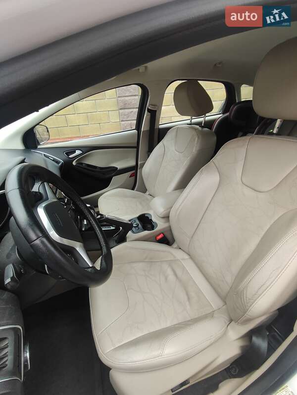 Хетчбек Ford Focus 2013 в Тернополі