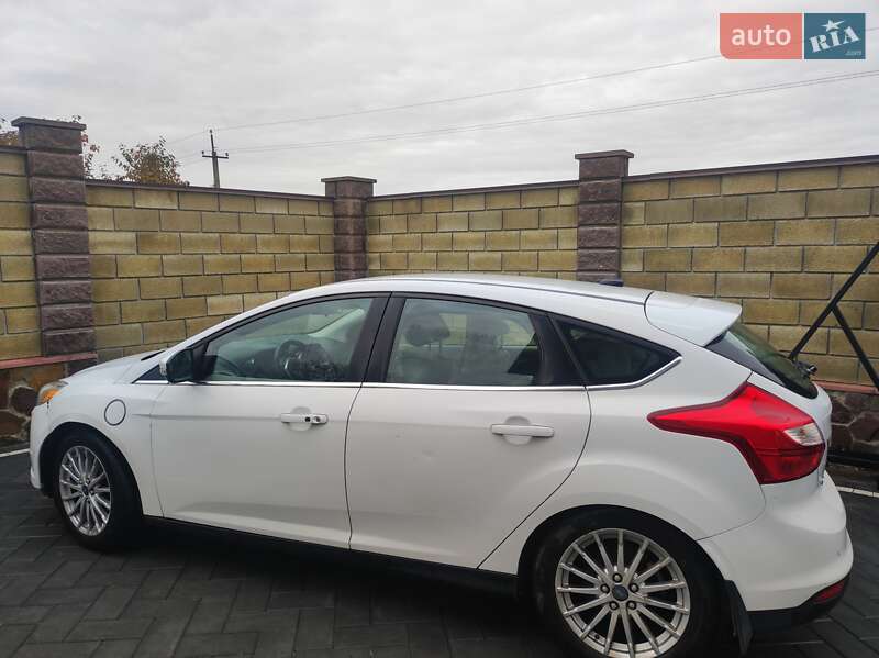 Хетчбек Ford Focus 2013 в Тернополі