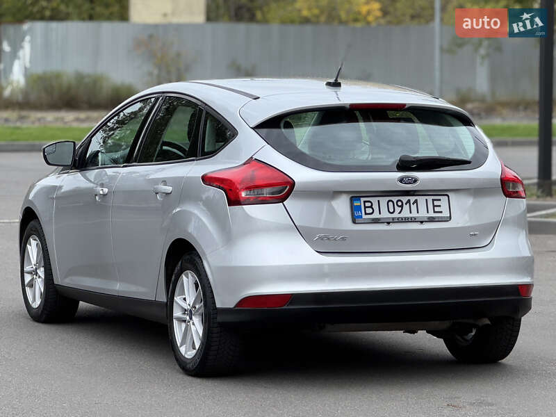 Хетчбек Ford Focus 2017 в Дніпрі фото 3 Хетчбек Ford Focus 2017 в Дніпрі