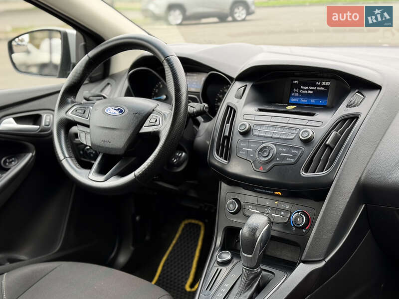Хетчбек Ford Focus 2017 в Дніпрі фото 19 Хетчбек Ford Focus 2017 в Дніпрі