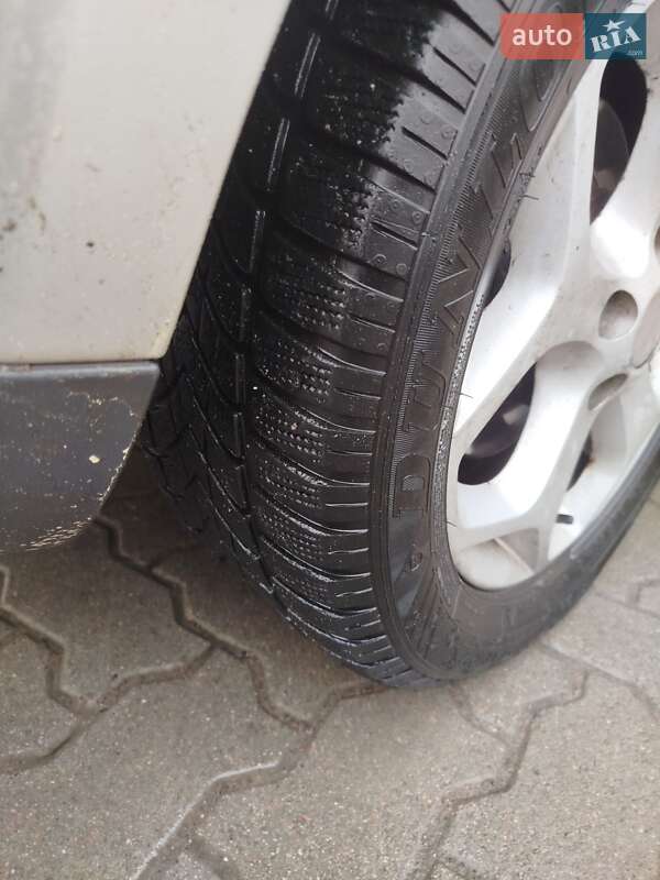 Універсал Ford Focus 2005 в Сарнах