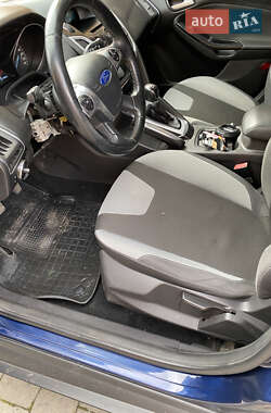 Хетчбек Ford Focus 2013 в 