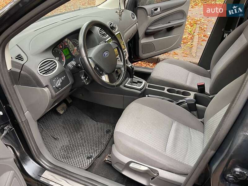 Хэтчбек Ford Focus 2006 в Киеве
