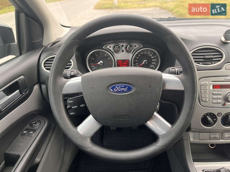 Універсал Ford Focus 2008 в Звягелі