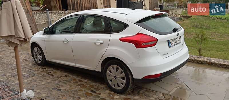 Хетчбек Ford Focus 2015 в Тернополі