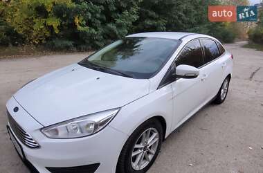 Седан Ford Focus 2017 в 