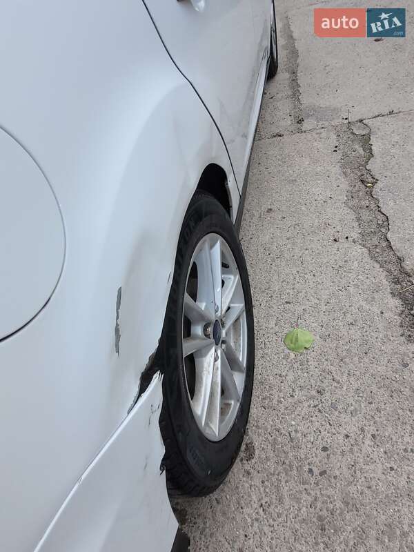 Седан Ford Focus 2017 в Киеве фото 8 Седан Ford Focus 2017 в Киеве