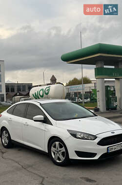 Седан Ford Focus 2016 в 