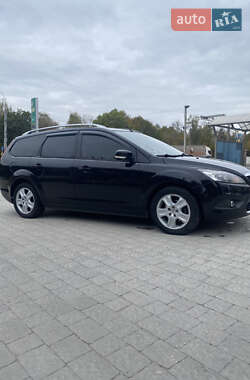 Универсал Ford Focus 2010 в 