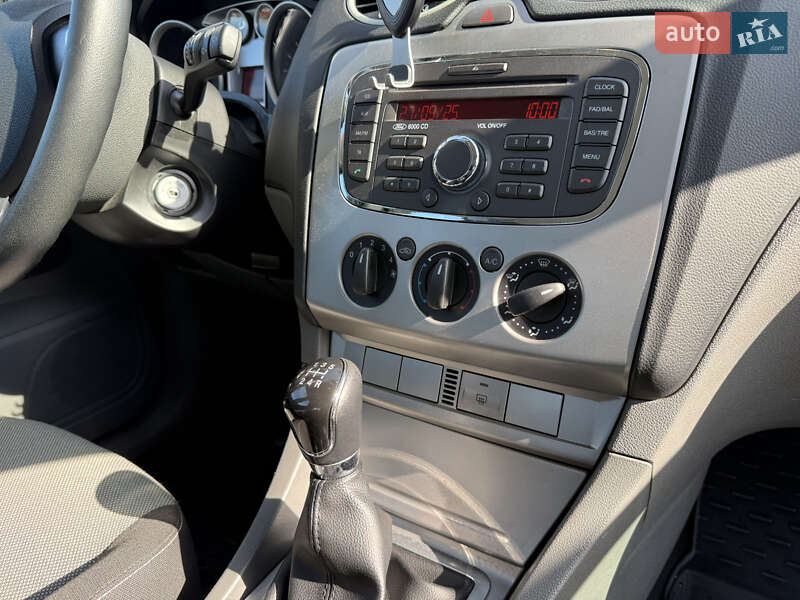 Хетчбек Ford Focus 2010 в Ірпені