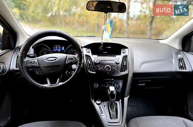Хэтчбек Ford Focus 2016 в 