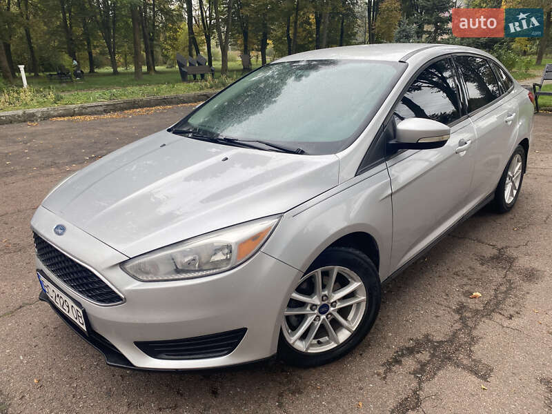 Седан Ford Focus 2015 в Калуші
