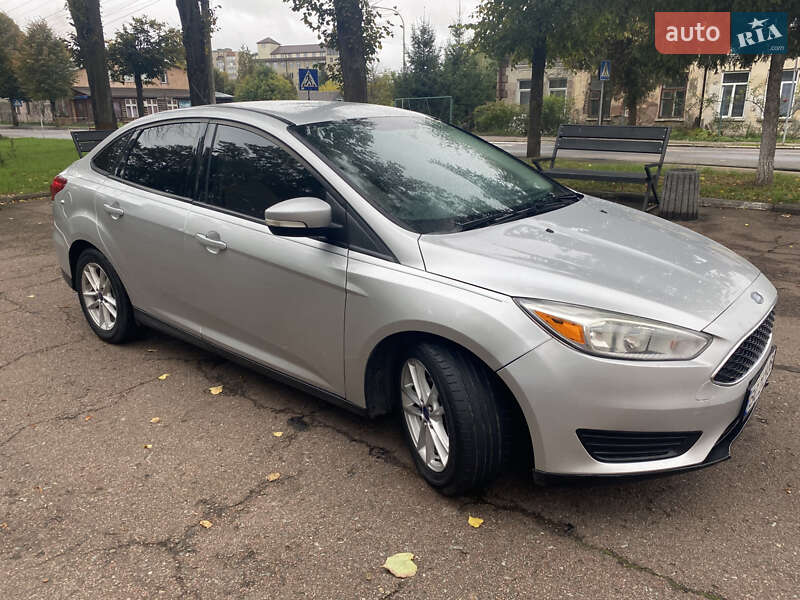Седан Ford Focus 2015 в Калуші