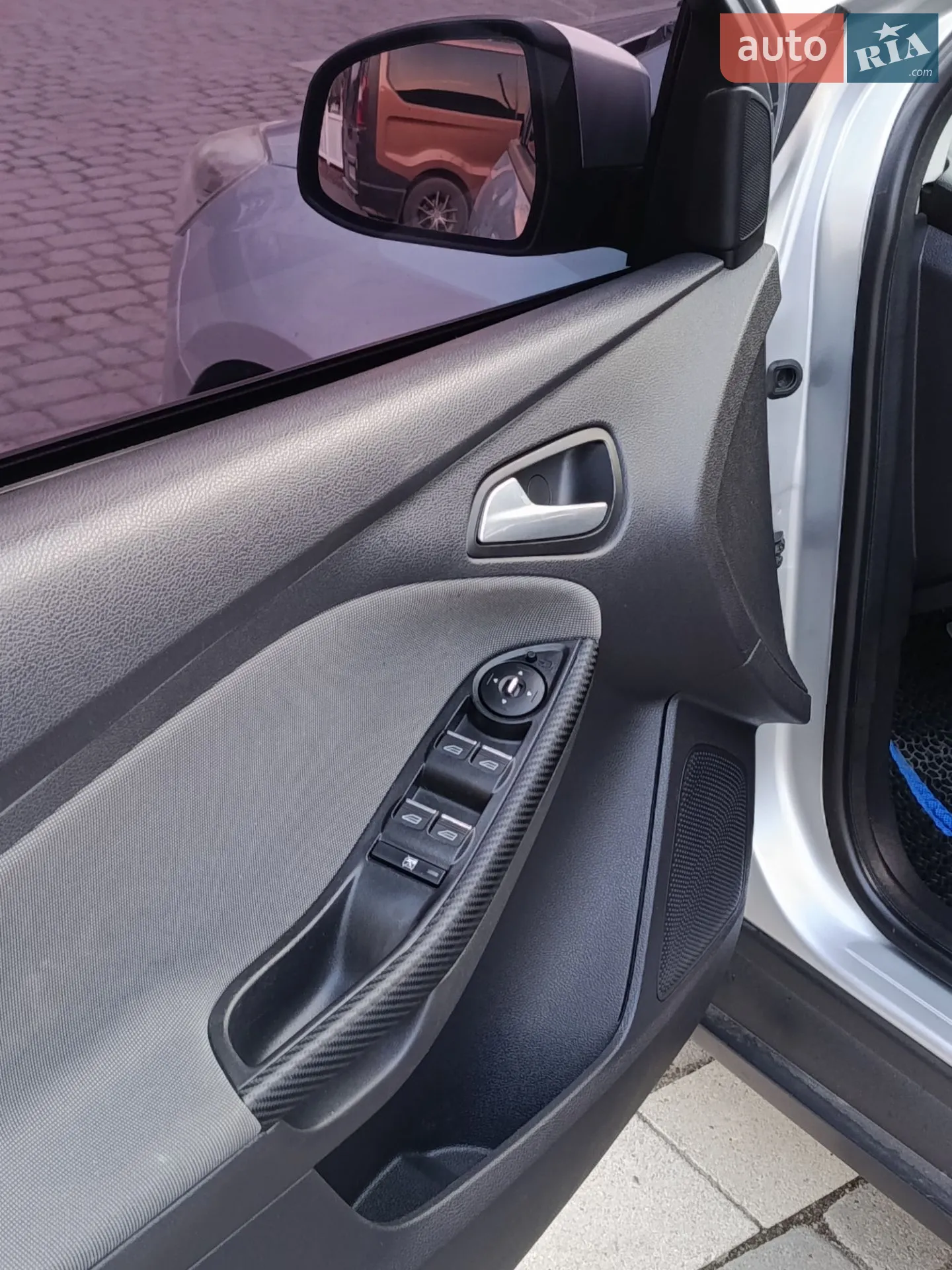 2012 Ford Focus - мініатюра 3
