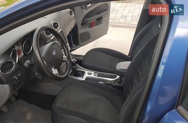 Хэтчбек Ford Focus 2008 в 