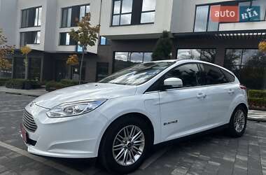 Хэтчбек Ford Focus 2018 в 