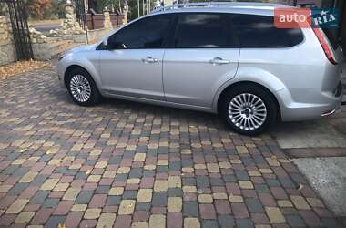 Универсал Ford Focus 2010 в 