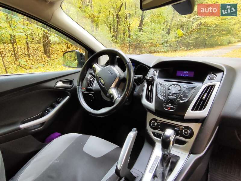 Седан Ford Focus 2011 в Киеве