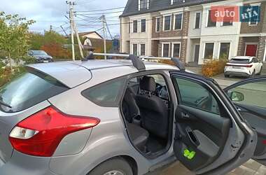 Хетчбек Ford Focus 2013 в 