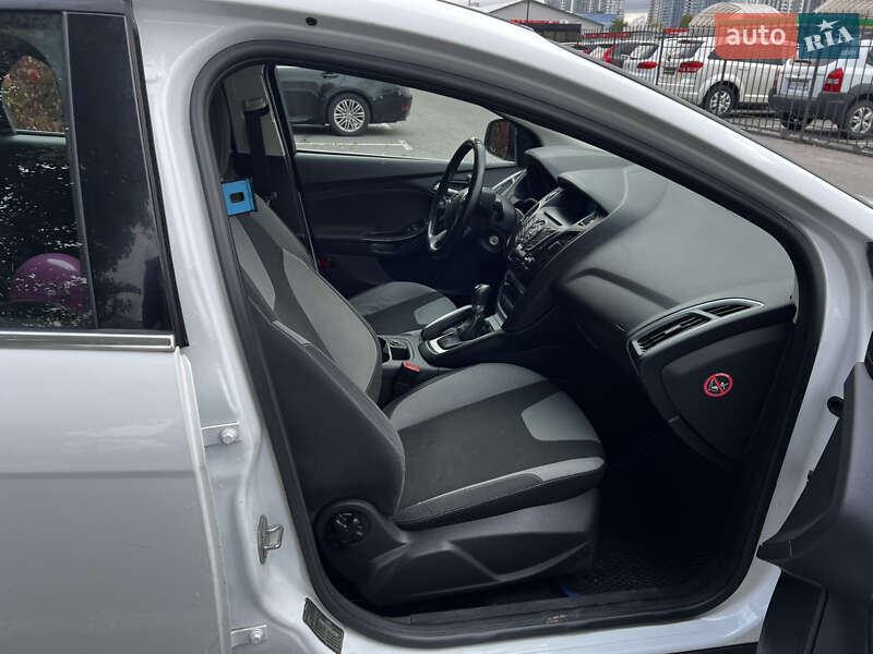 Седан Ford Focus 2012 в Киеве