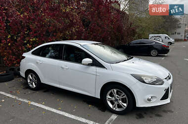 Седан Ford Focus 2012 в 