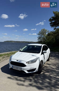 Седан Ford Focus 2017 в 