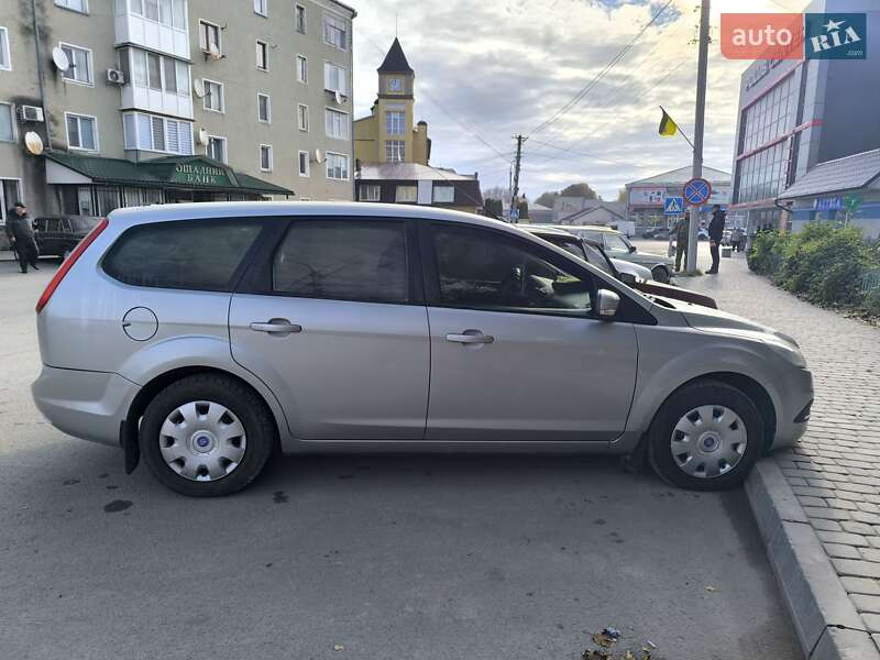 Универсал Ford Focus 2009 в Чемеровцах