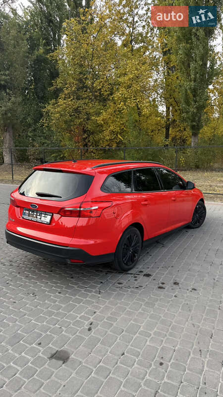 Универсал Ford Focus 2015 в Кременчуге фото 2 Универсал Ford Focus 2015 в Кременчуге