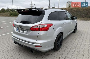 Універсал Ford Focus 2013 в  фото 11 Універсал Ford Focus 2013 в