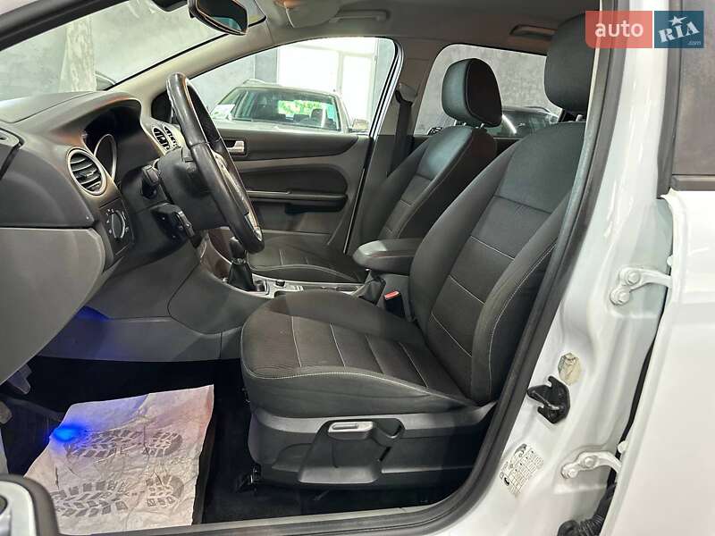 Универсал Ford Focus 2009 в Каменском фото 11 Универсал Ford Focus 2009 в Каменском