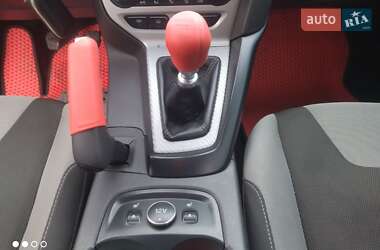 Хетчбек Ford Focus 2013 в 