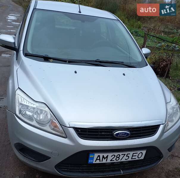Хэтчбек Ford Focus 2011 в Житомире фото Хэтчбек Ford Focus 2011 в Житомире