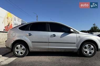 Хэтчбек Ford Focus 2004 в Мукачево