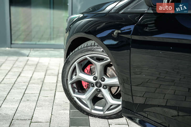 Хетчбек Ford Focus 2015 в Львові фото 13 Хетчбек Ford Focus 2015 в Львові