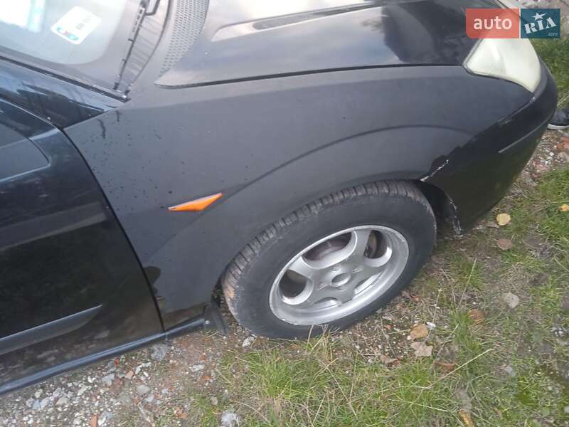 Хетчбек Ford Focus 2004 в Тернополі фото 15 Хетчбек Ford Focus 2004 в Тернополі