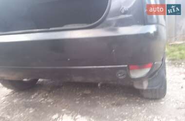 Хэтчбек Ford Focus 2004 в  фото 21 Хэтчбек Ford Focus 2004 в