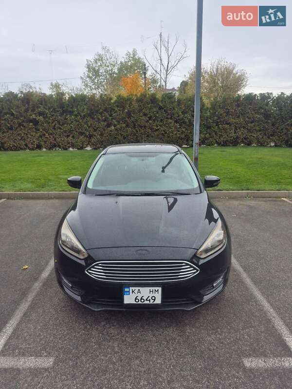 Седан Ford Focus 2016 в Киеве фото 6 Седан Ford Focus 2016 в Киеве