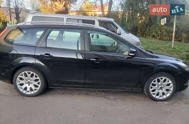 Хэтчбек Ford Focus 2010 в Калуше
