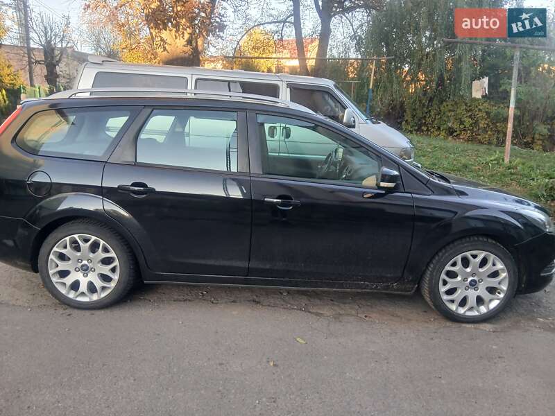 Ford Focus 2010