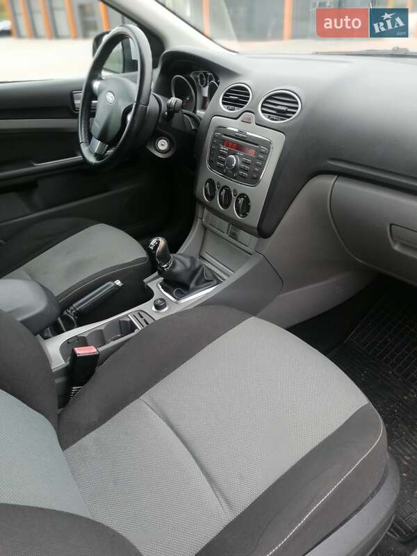 Хэтчбек Ford Focus 2010 в Виннице фото 13 Хэтчбек Ford Focus 2010 в Виннице