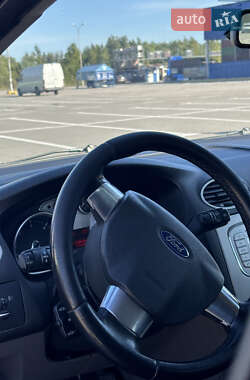 Універсал Ford Focus 2009 в  фото 5 Універсал Ford Focus 2009 в