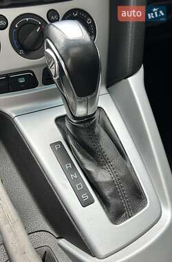 Седан Ford Focus 2013 в 