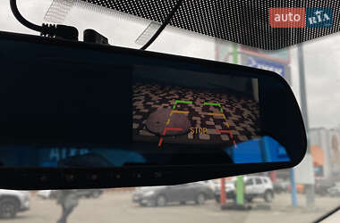 Хэтчбек Ford Focus 2012 в 