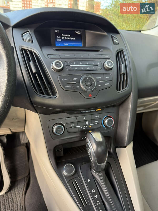 Седан Ford Focus 2016 в Львові